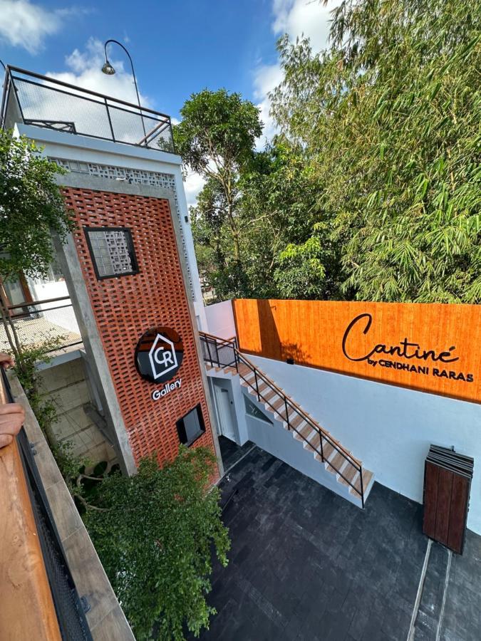 Cendhani Raras Gallery Kejayan Buitenkant foto