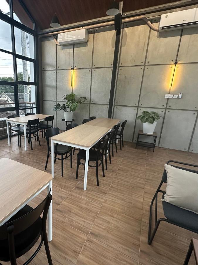 Cendhani Raras Gallery Kejayan Buitenkant foto