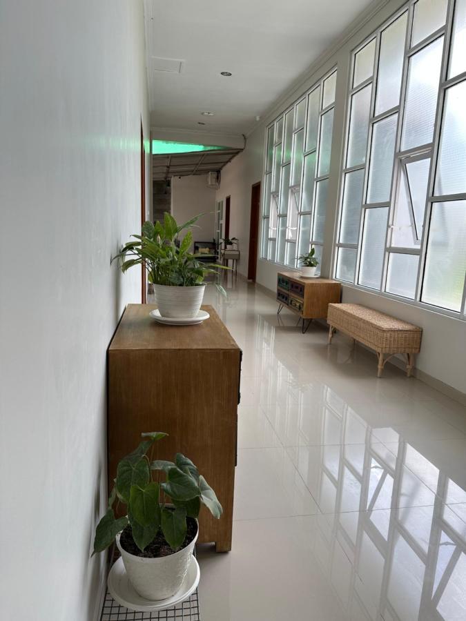 Cendhani Raras Gallery Kejayan Buitenkant foto