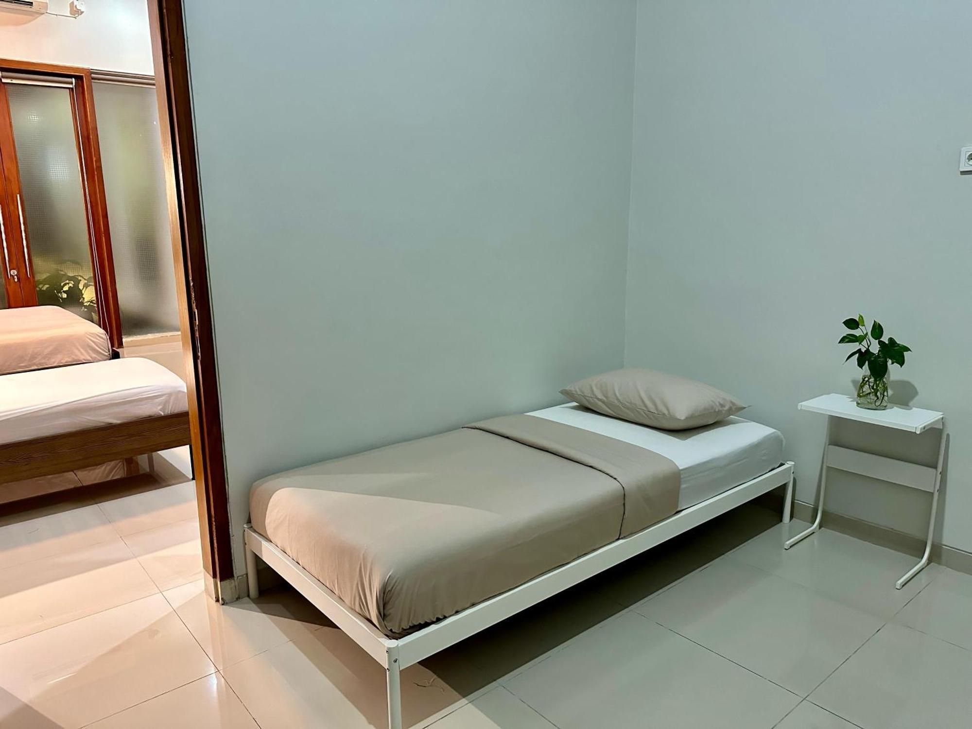 Cendhani Raras Gallery Kejayan Buitenkant foto